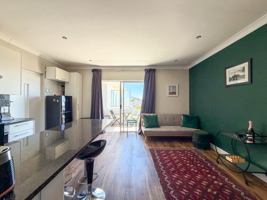 1 Bedroom Property for Sale in Vredehoek Western Cape